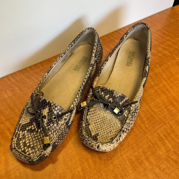 SOLD Michael Kors Loafers - Picture 1 of 6